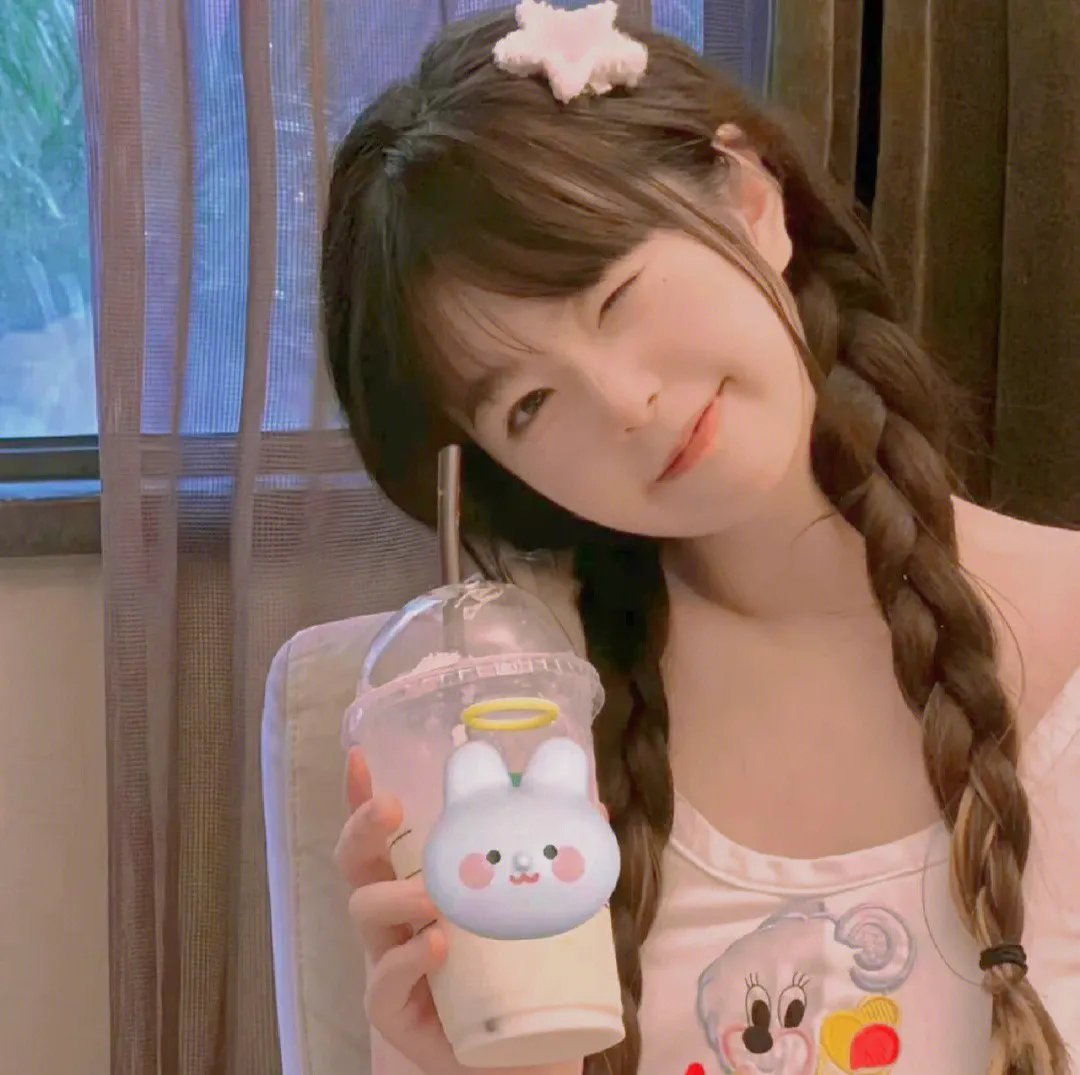 离婚后大佬夫人捅破天